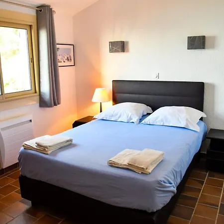 Family With Sea View Classified 3 - 8 People * לה לבאנדו
