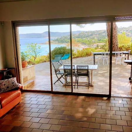וילה Family With Sea View Classified 3 - 8 People