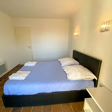 Family With Sea View Classified 3 - 8 People Villa *