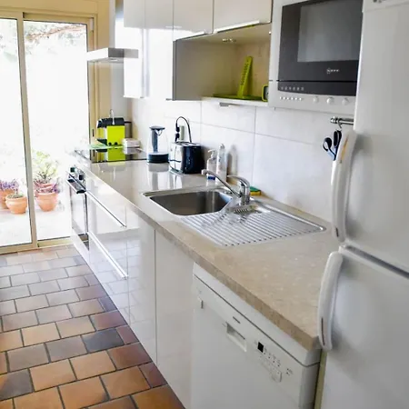 Family With Sea View Classified 3 - 8 People