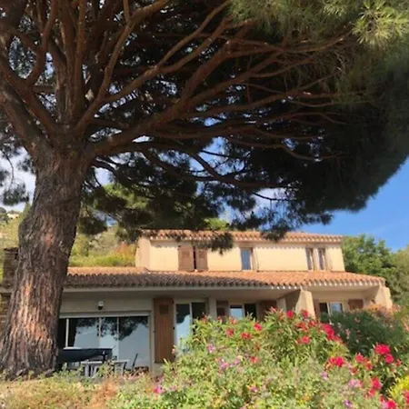 Family With Sea View Classified 3 - 8 People Ле-Лаванду