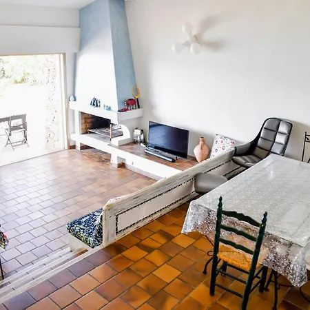 Family With Sea View Classified 3 - 8 People Ле-Лаванду