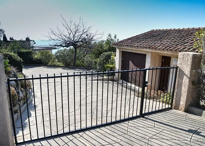 Villa Family With Sea View Classified 3 - 8 People Le Lavandou