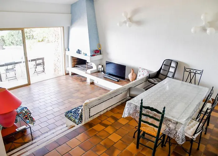 Family With Sea View Classified 3 - 8 People Le Lavandou