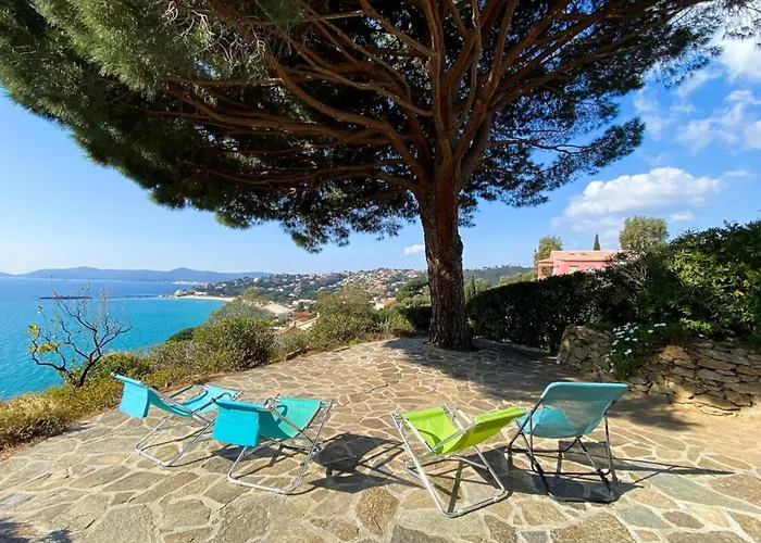 Family With Sea View Classified 3 - 8 People *